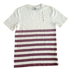 NWT BDG Urban Outfitters Cream and Burgundy Crew Neck Slim Fit Tee‎ Sz S